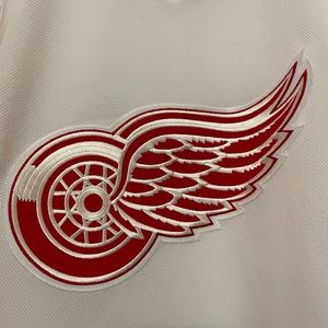 Adidas NHL Detroit Red Wings Authentic Away Hockey Jersey Size 46